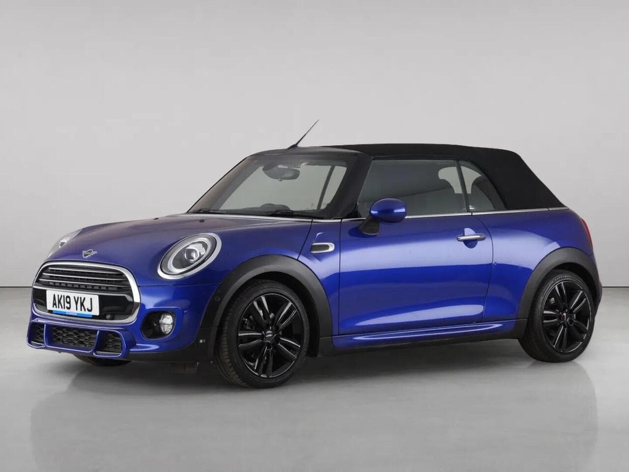 MINI Convertible thumbnail Front Left
