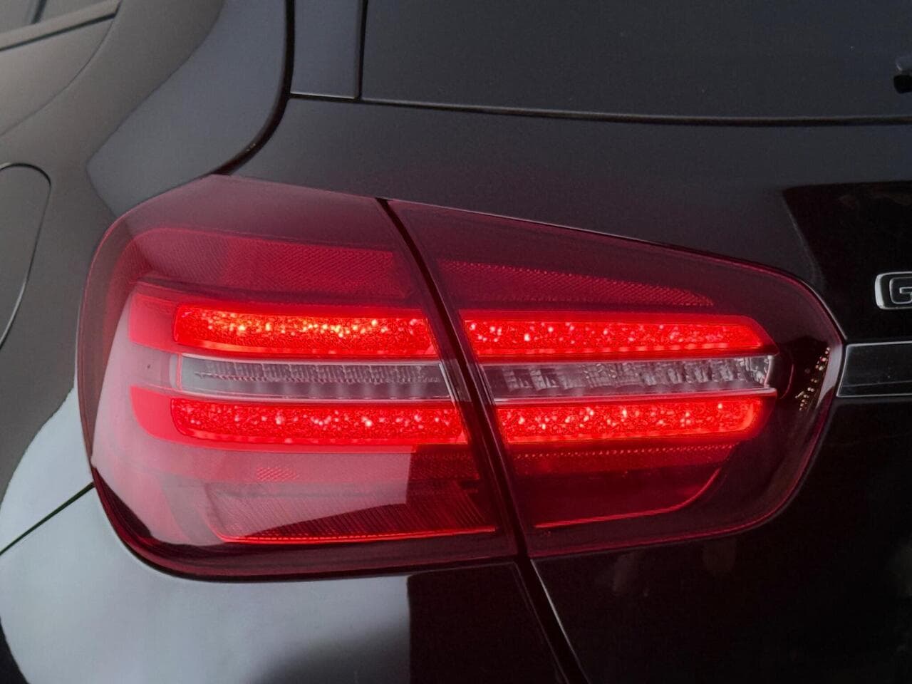 Mercedes-Benz GLA thumbnail Lights Rear