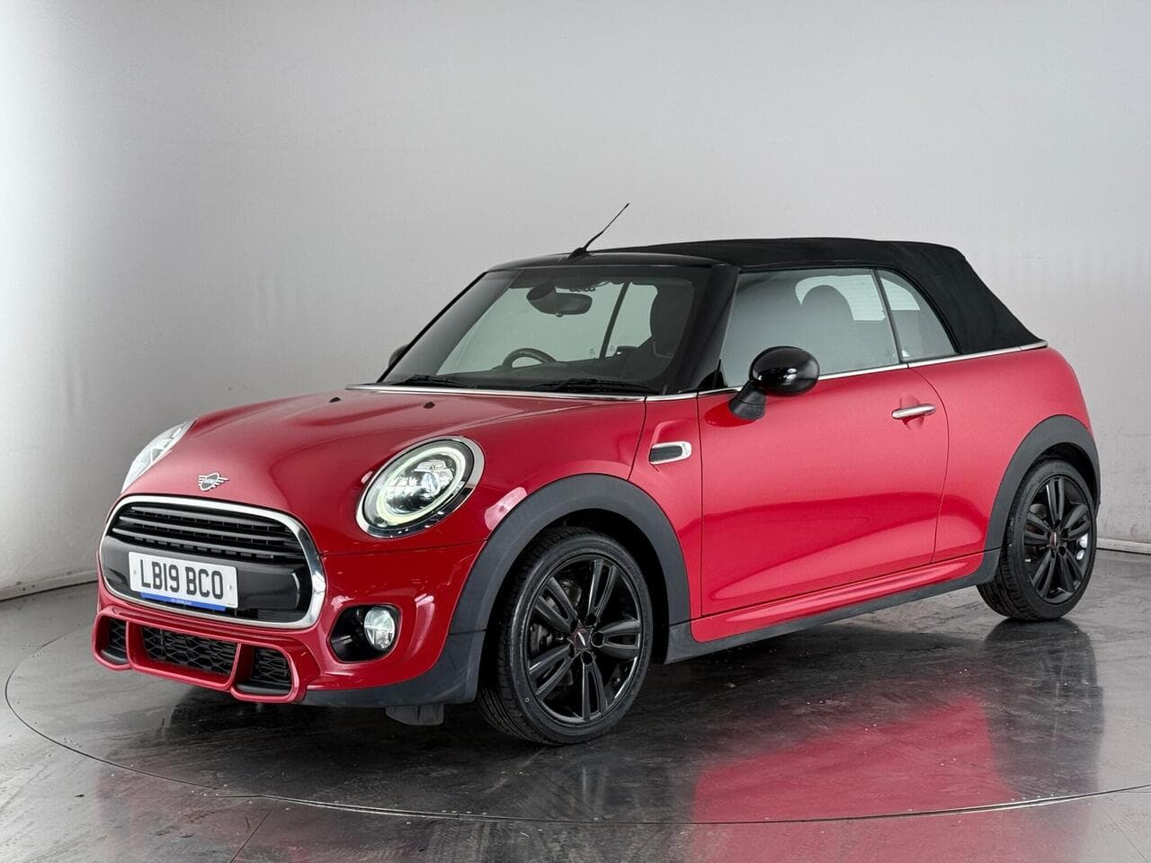 MINI Convertible thumbnail Front Left
