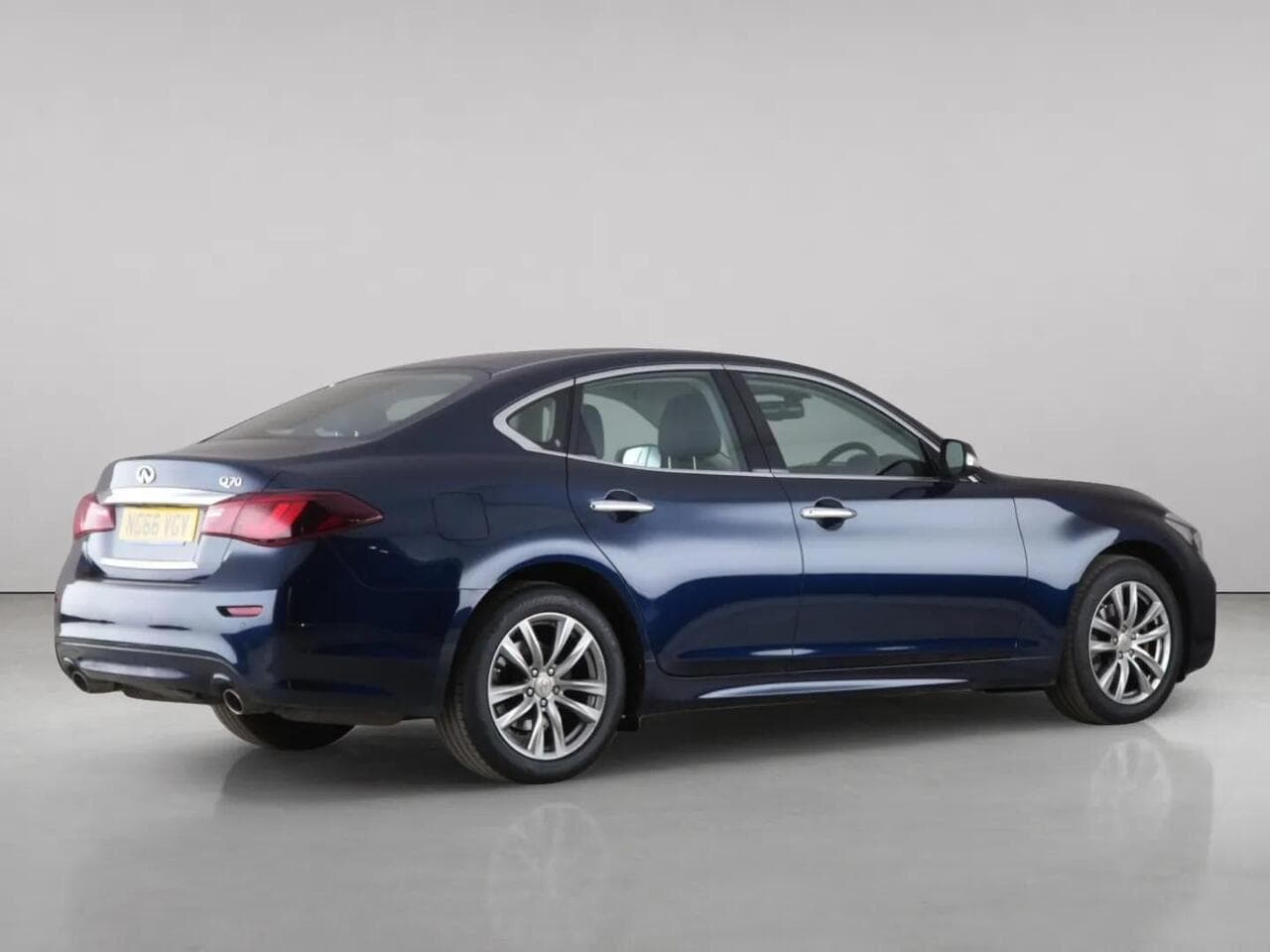 Infiniti Q70 thumbnail Inconclusive