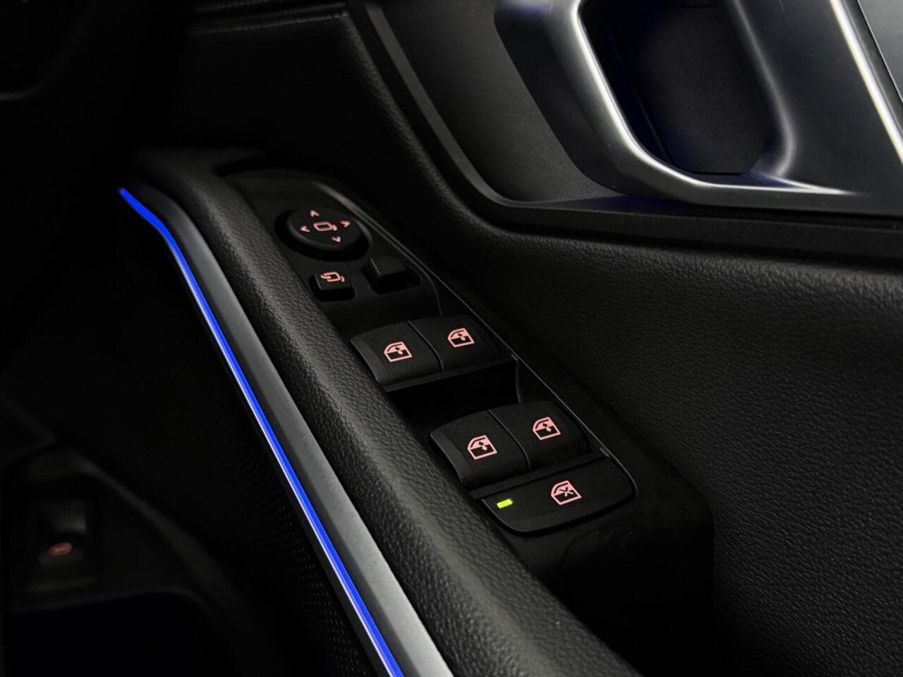 BMW 3 Series thumbnail Misc Controls