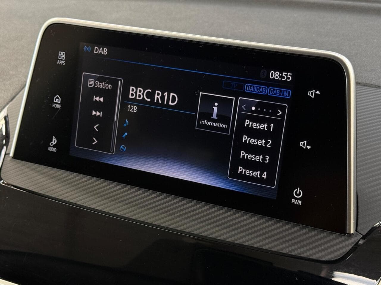 Mitsubishi Eclipse Cross thumbnail Infotainment System