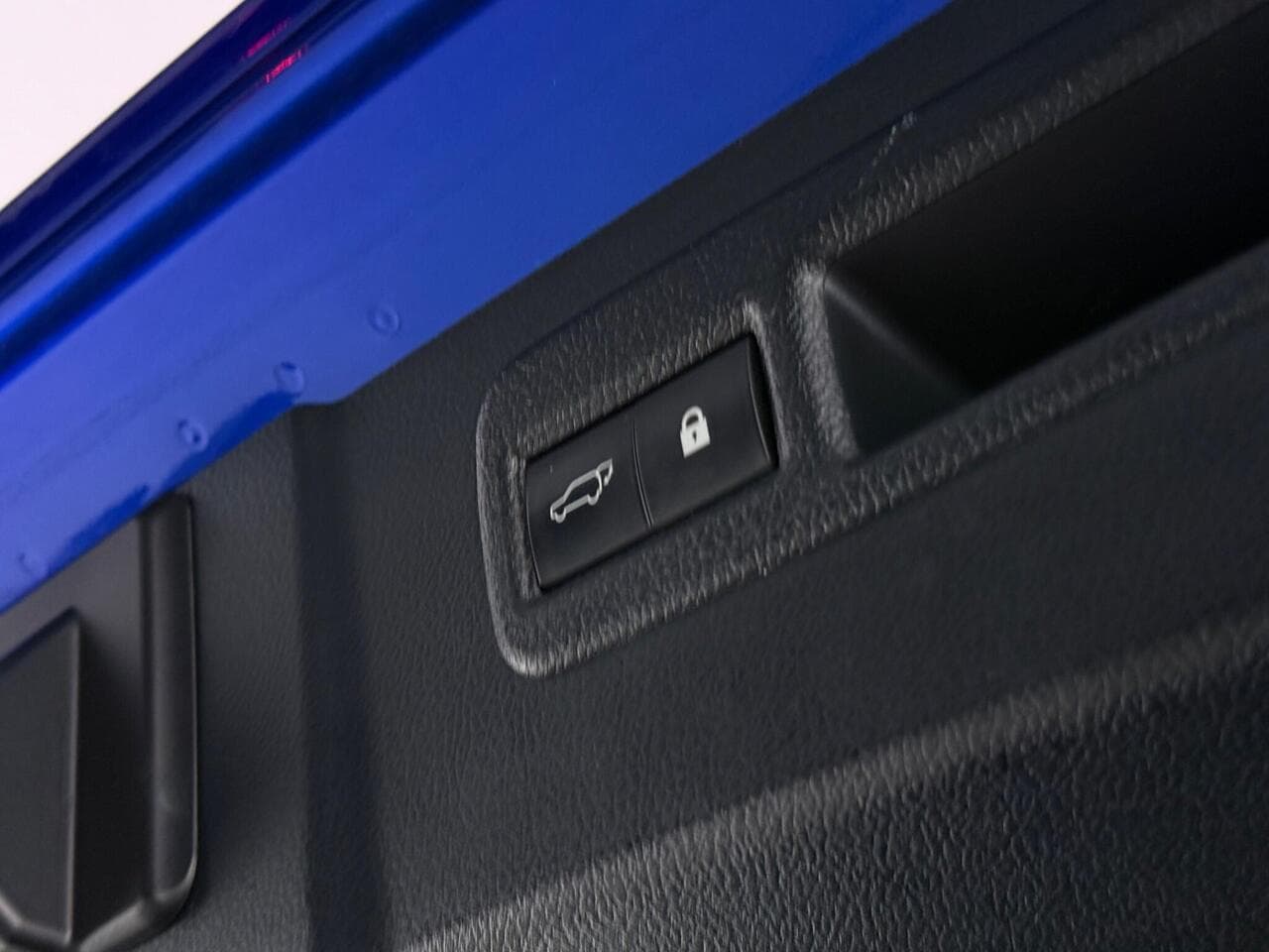 Lexus NX thumbnail Misc Controls
