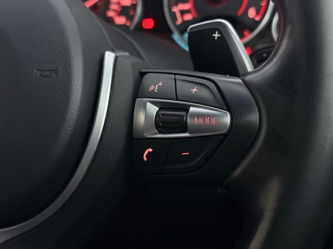BMW 4 Series thumbnail Misc Controls