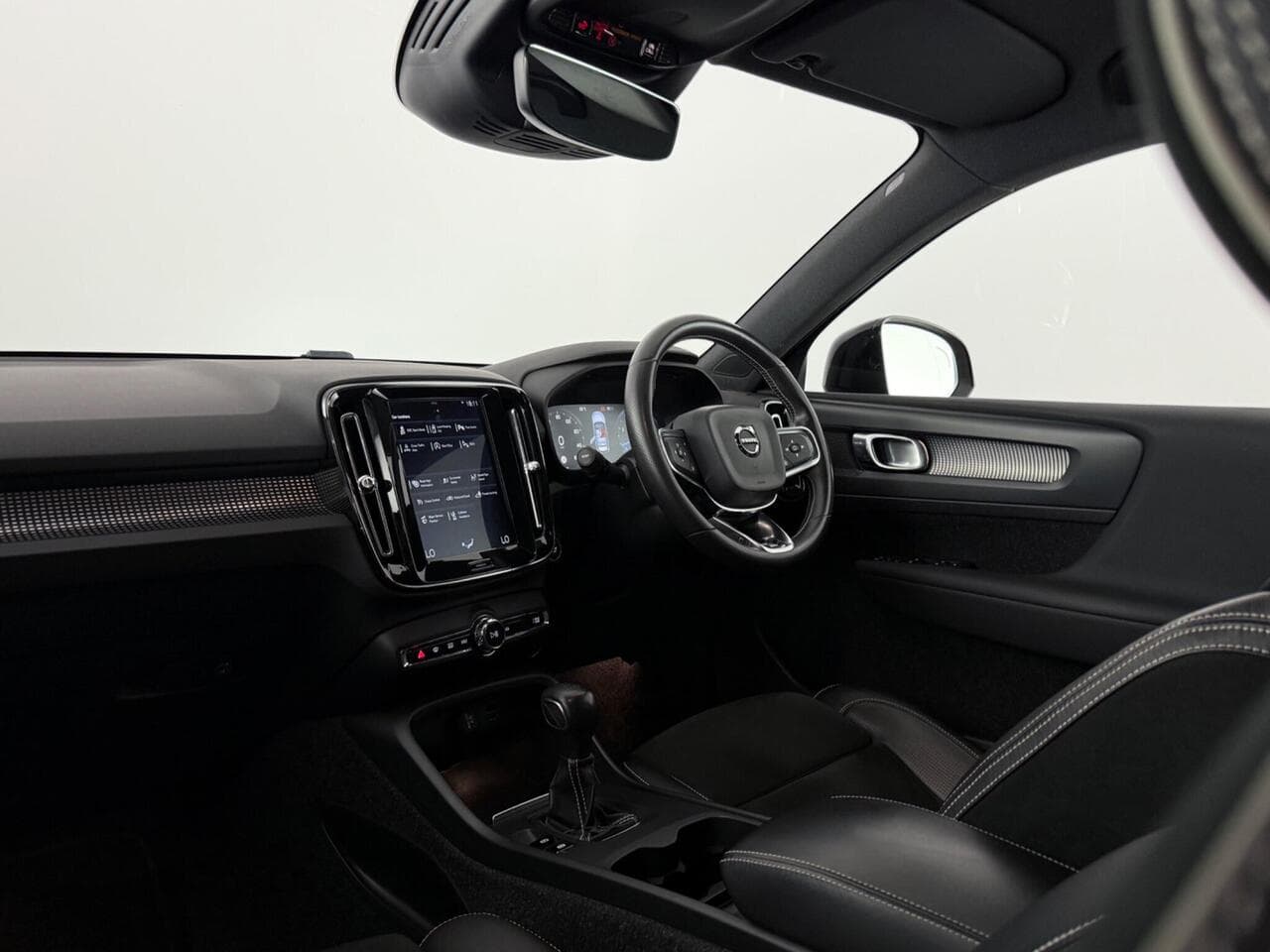 Volvo XC40 thumbnail Interior Front