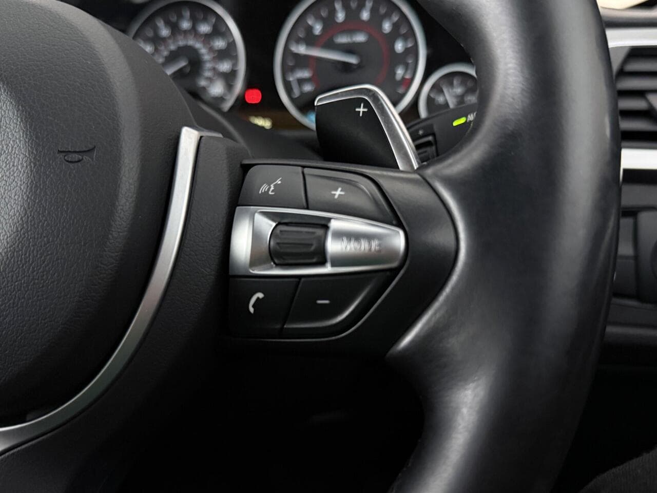 BMW 3 Series thumbnail Misc Controls