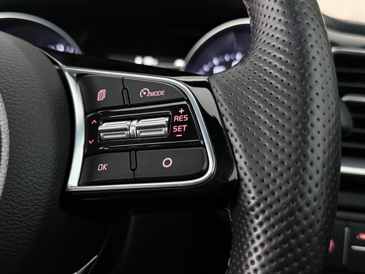 Kia Ceed thumbnail Misc Controls