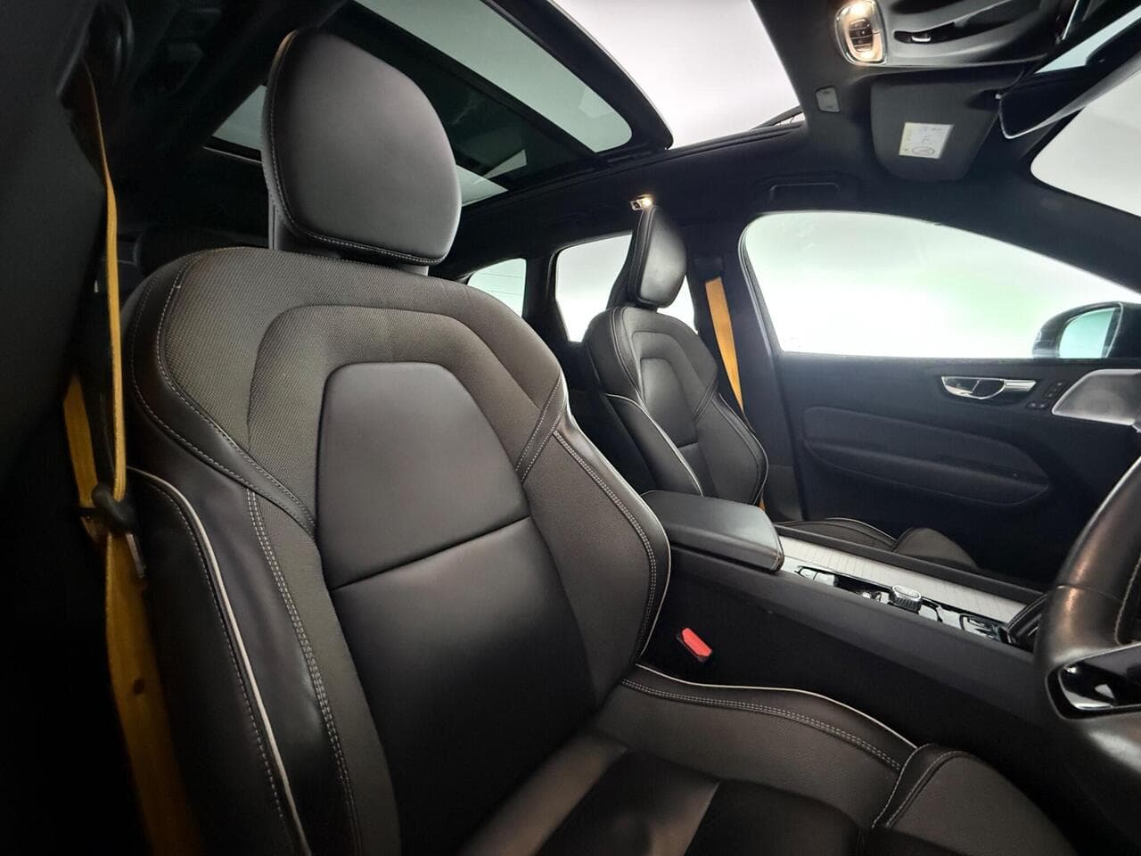 Volvo XC60 thumbnail Seat Driver