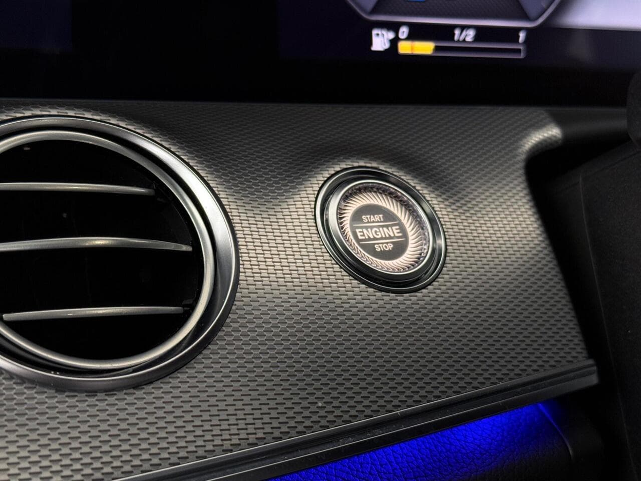 Mercedes-Benz E Class thumbnail Misc Controls
