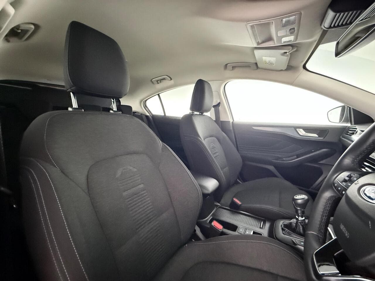 Ford Focus thumbnail Seat Driver