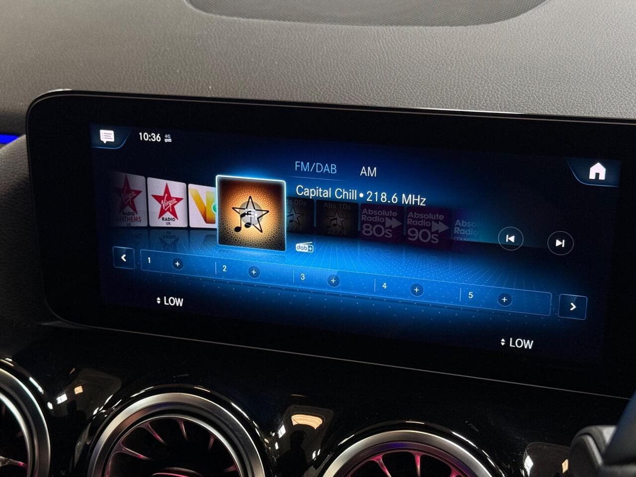 Mercedes-Benz GLA thumbnail Infotainment System