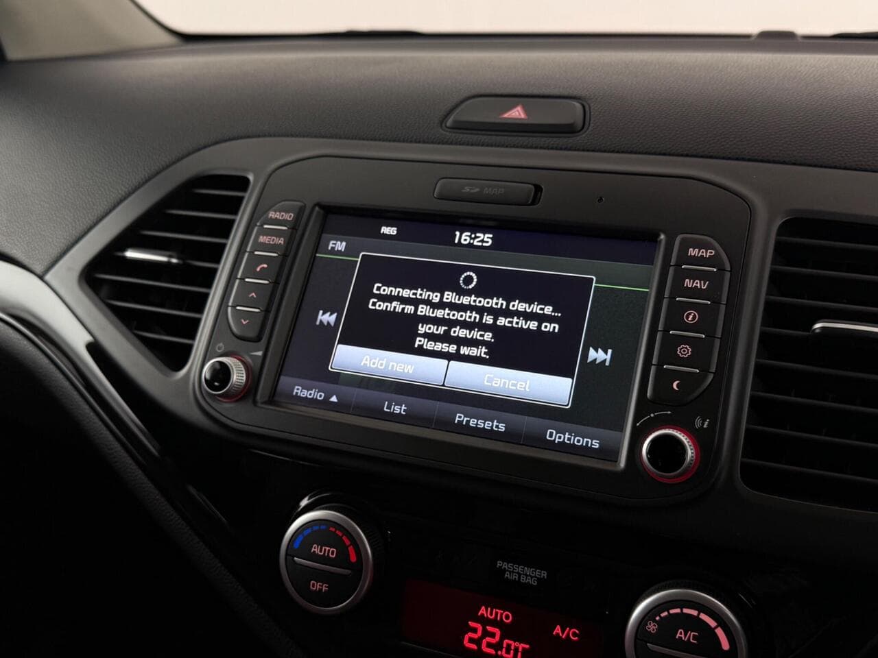 Kia Picanto thumbnail Infotainment System