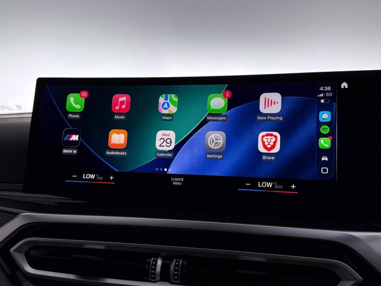 BMW M3 thumbnail Infotainment System