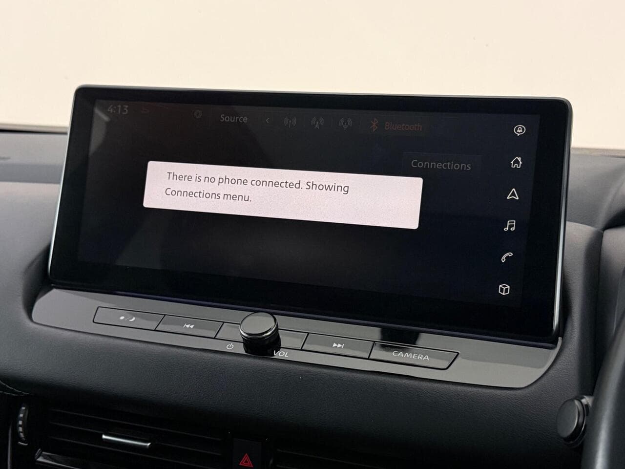 Nissan Qashqai thumbnail Infotainment System