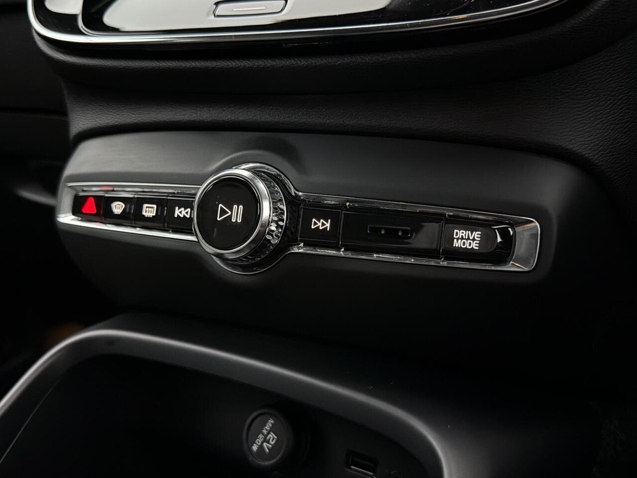 Volvo XC40 thumbnail Interior Front