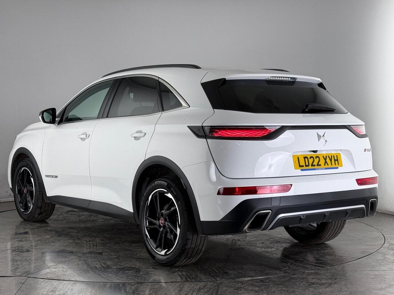 DS AUTOMOBILES DS 7 CROSSBACK thumbnail Rear Left
