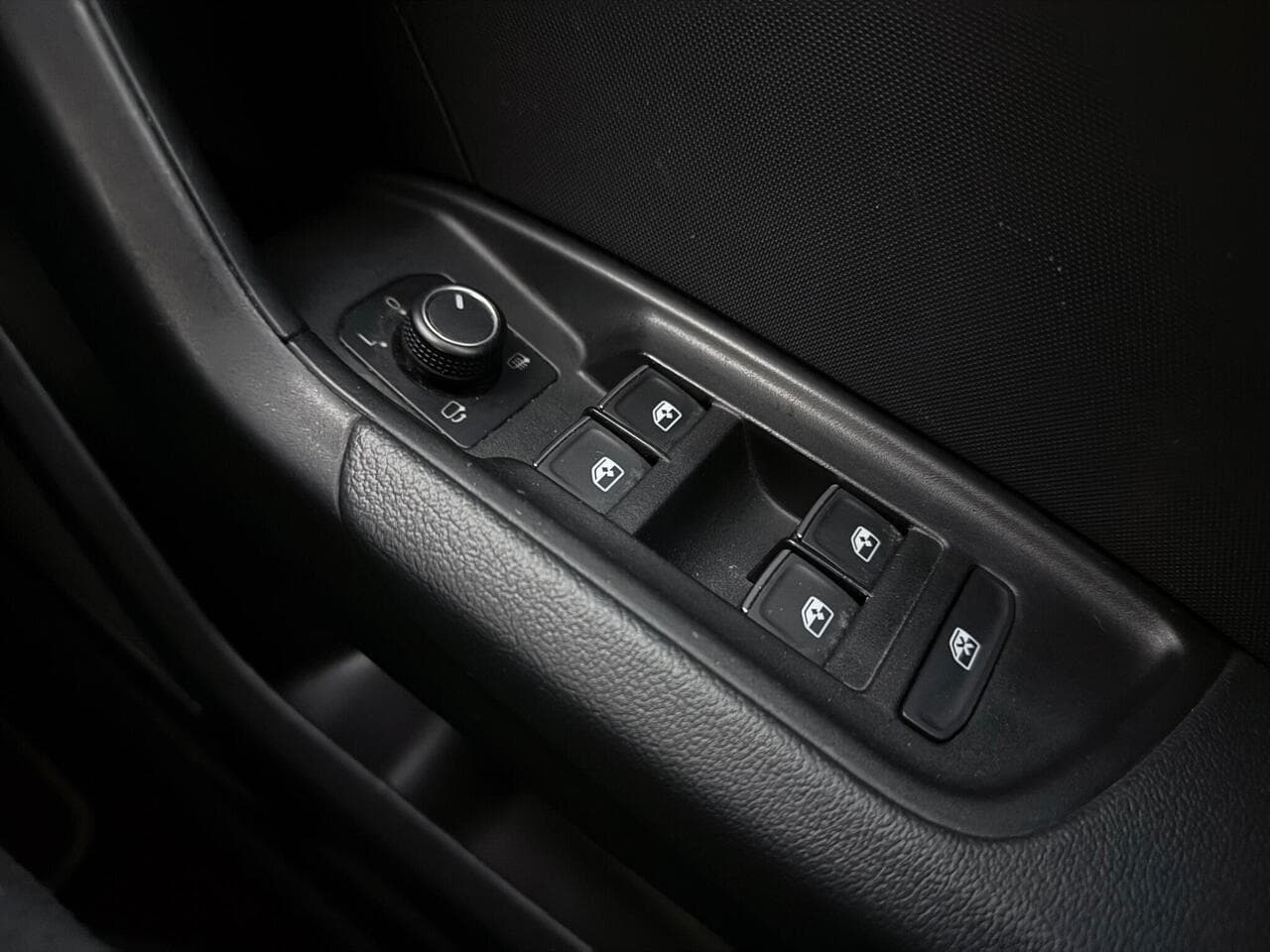 Audi A1 thumbnail Misc Controls