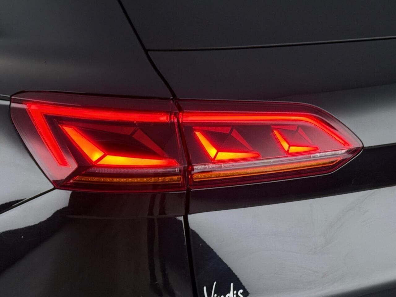 Volkswagen Touareg thumbnail Lights Rear