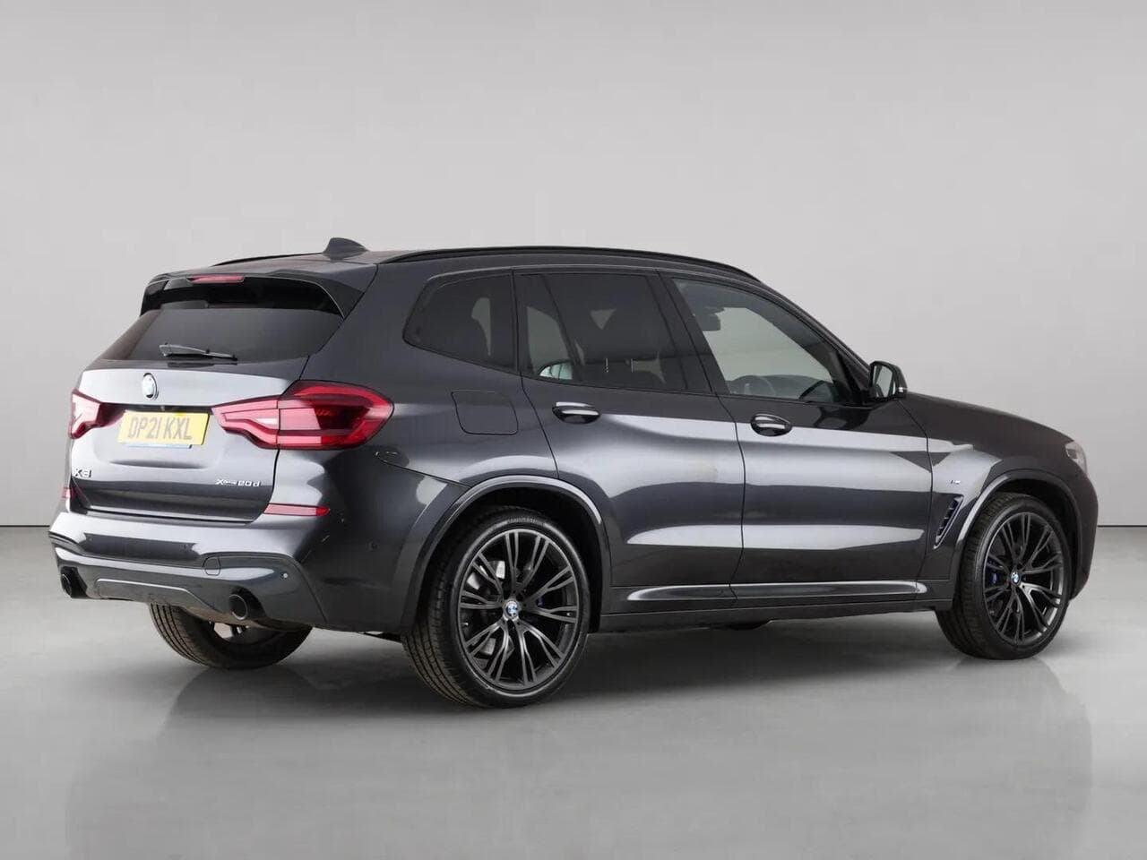 BMW X3 thumbnail Rear Right