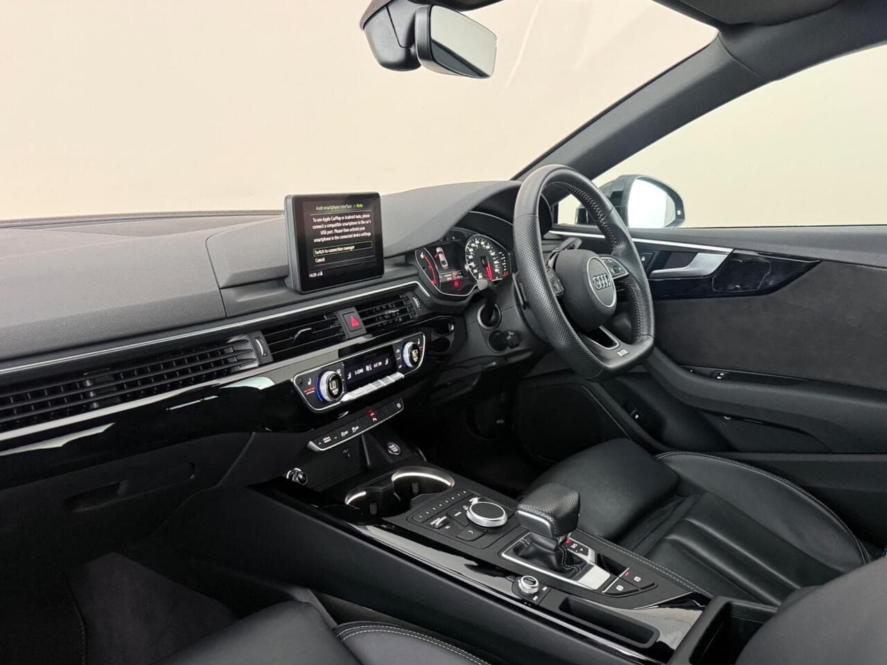 Audi A5 thumbnail Interior Front