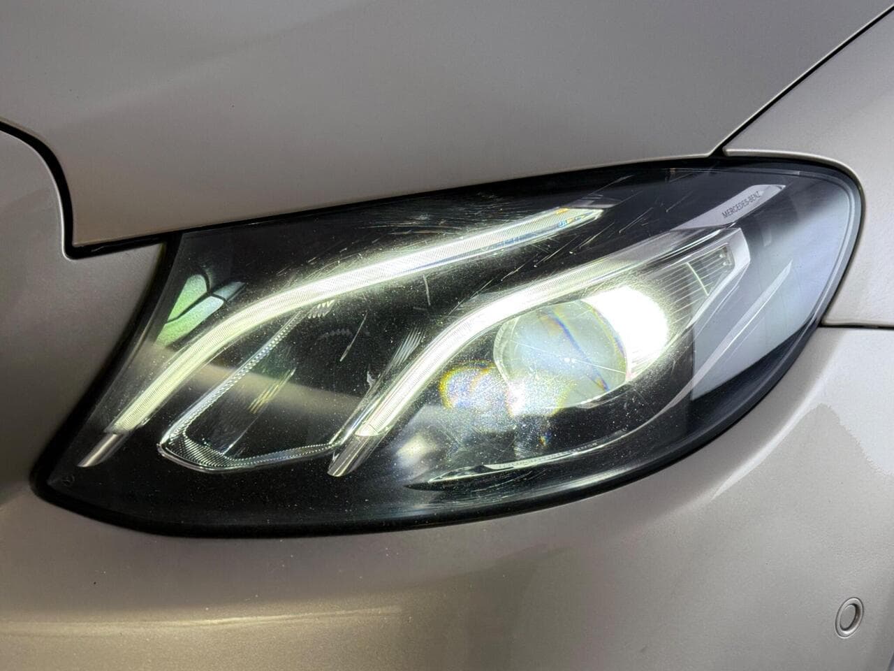 Mercedes-Benz E Class thumbnail Lights Front