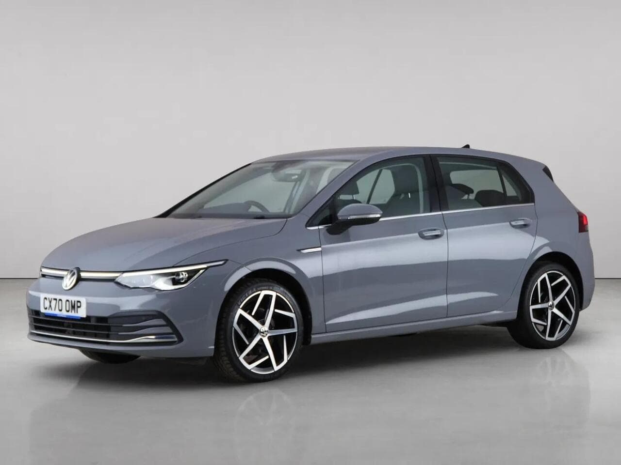 Volkswagen Golf thumbnail Front Left
