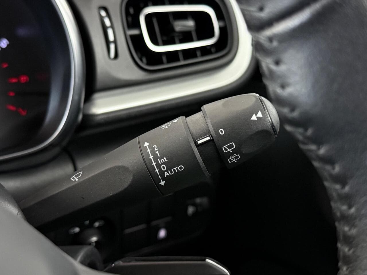 Citroen C3 thumbnail Misc Controls