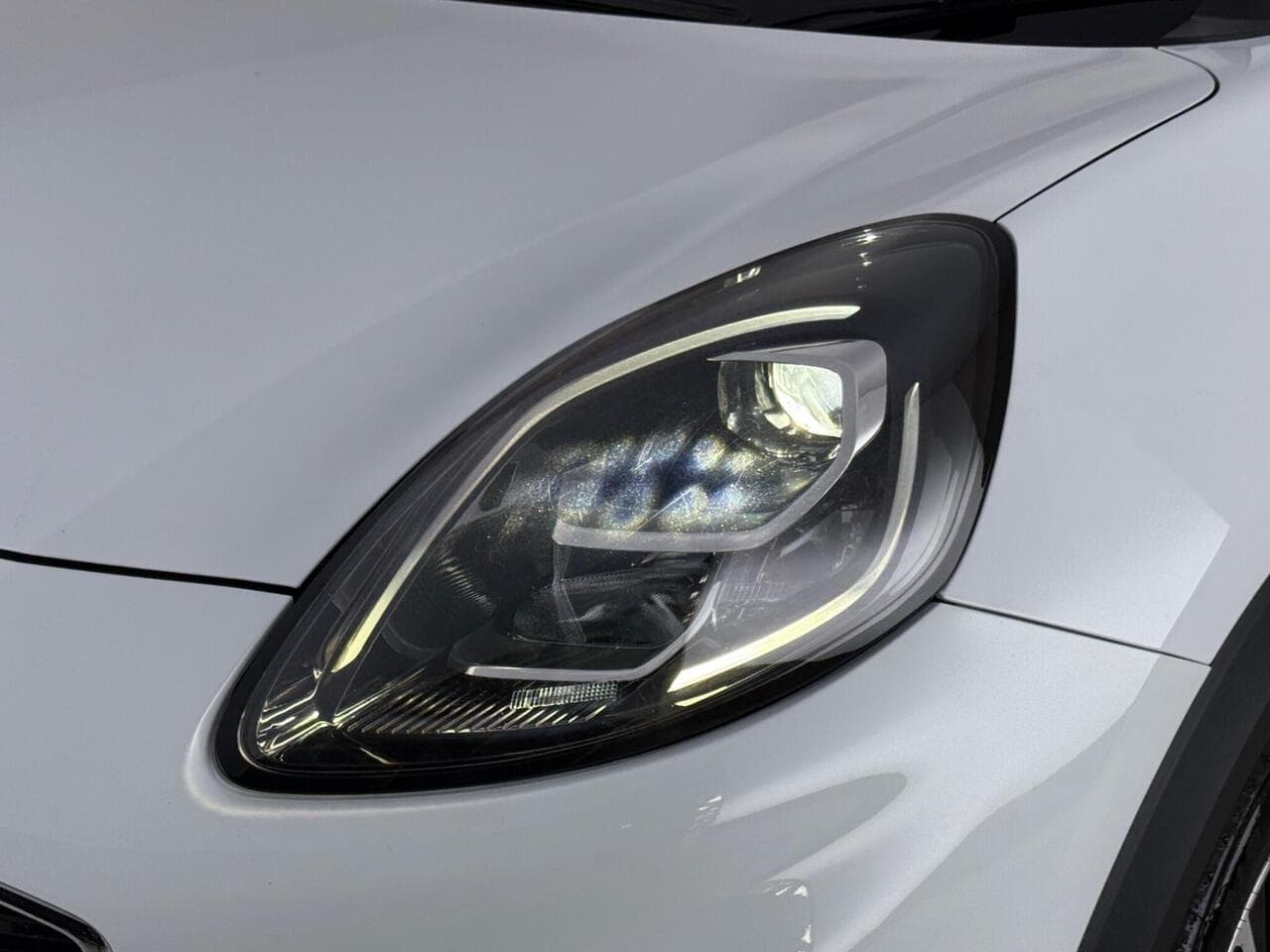Ford Puma thumbnail Lights Front