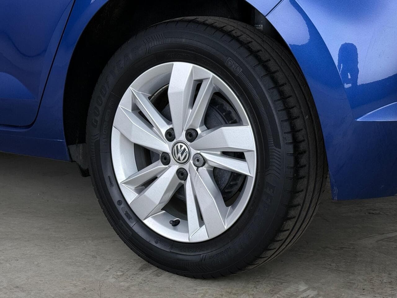 Volkswagen Polo thumbnail Wheel