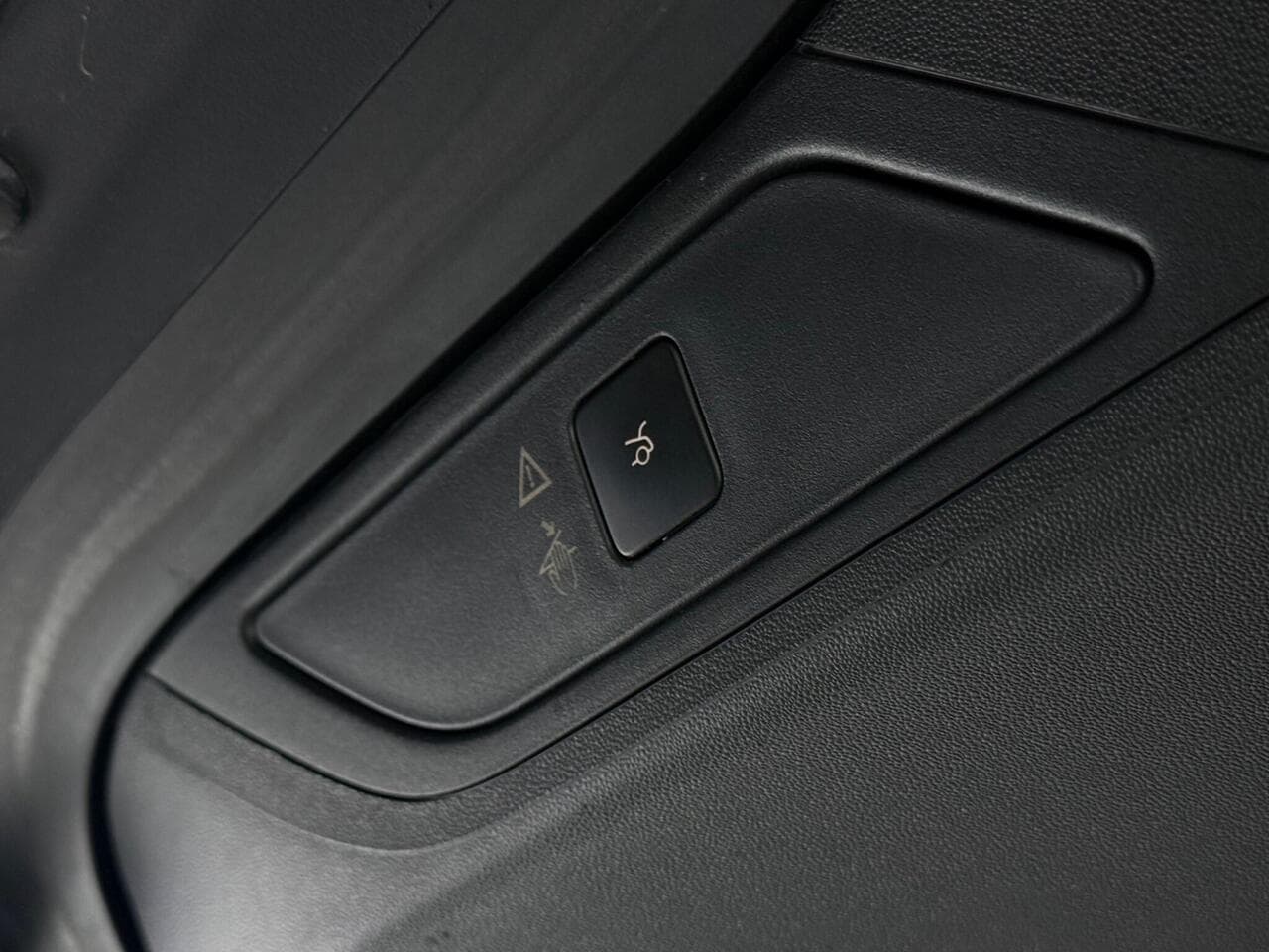 Citroen Grand C4 Picasso thumbnail Misc Controls