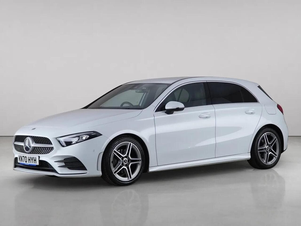 Mercedes-Benz A Class thumbnail Front Left