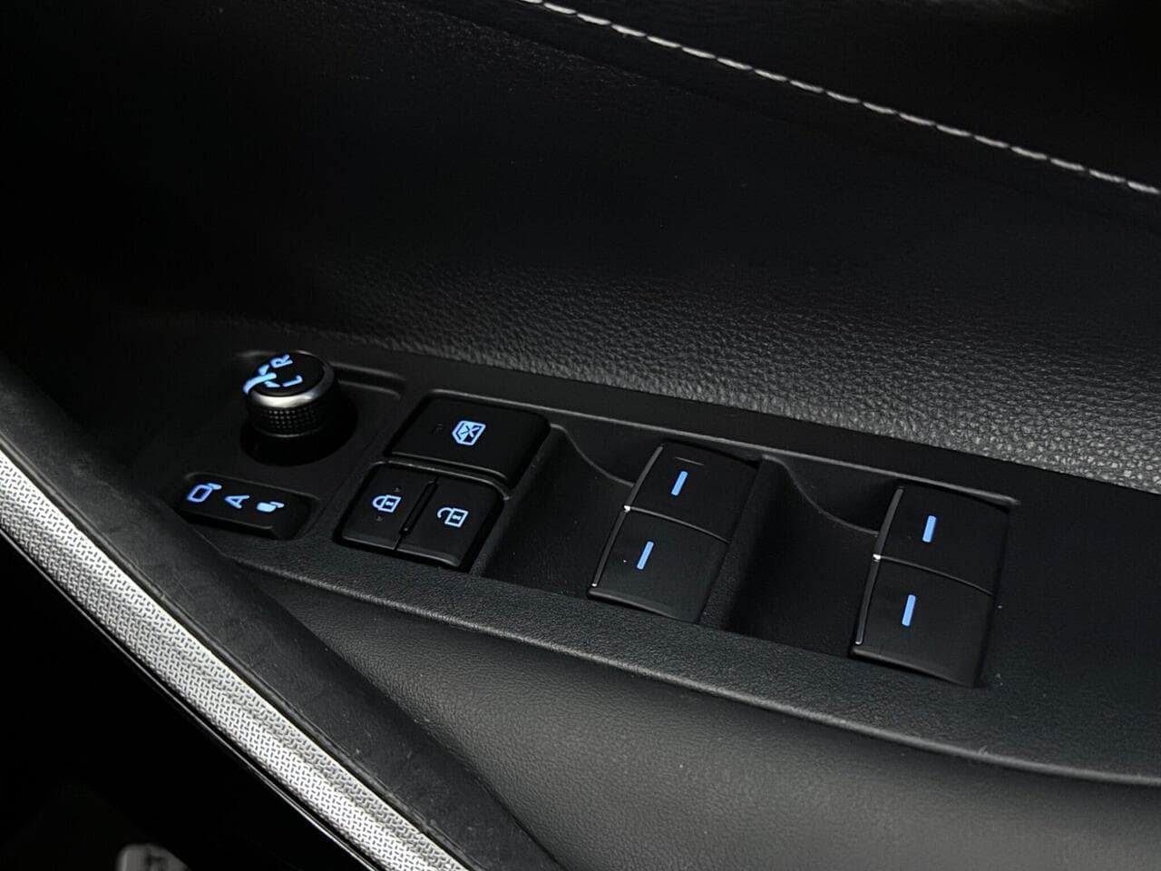 Toyota Corolla thumbnail Misc Controls