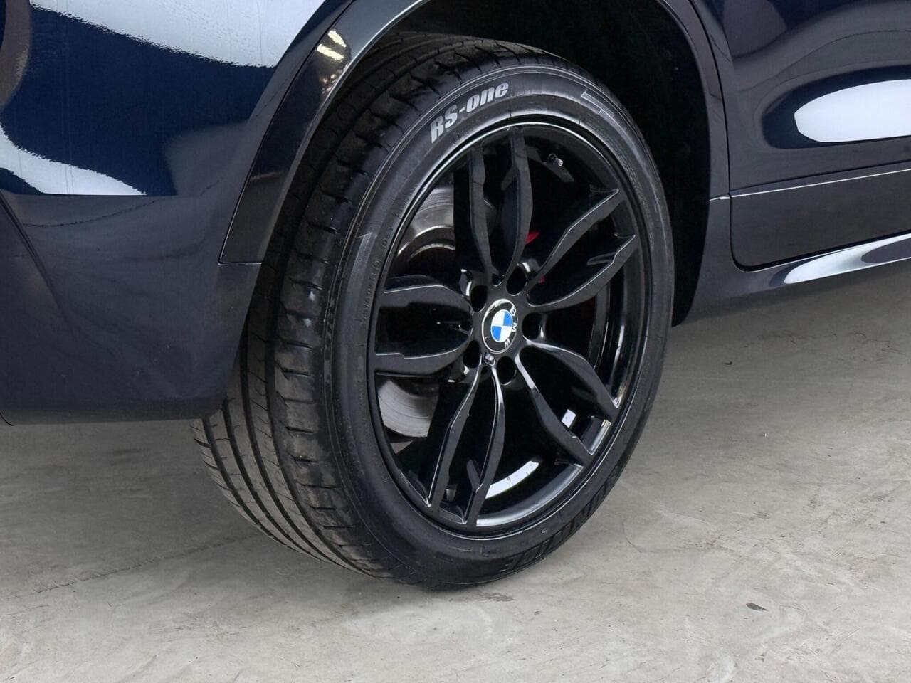 BMW X4 thumbnail Wheel