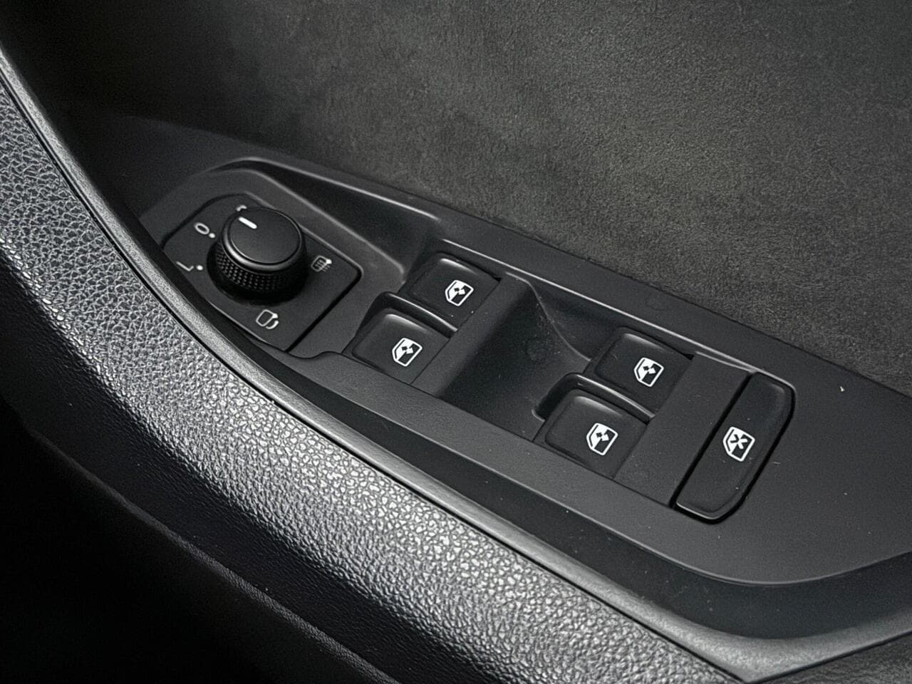 Skoda Kodiaq thumbnail Misc Controls