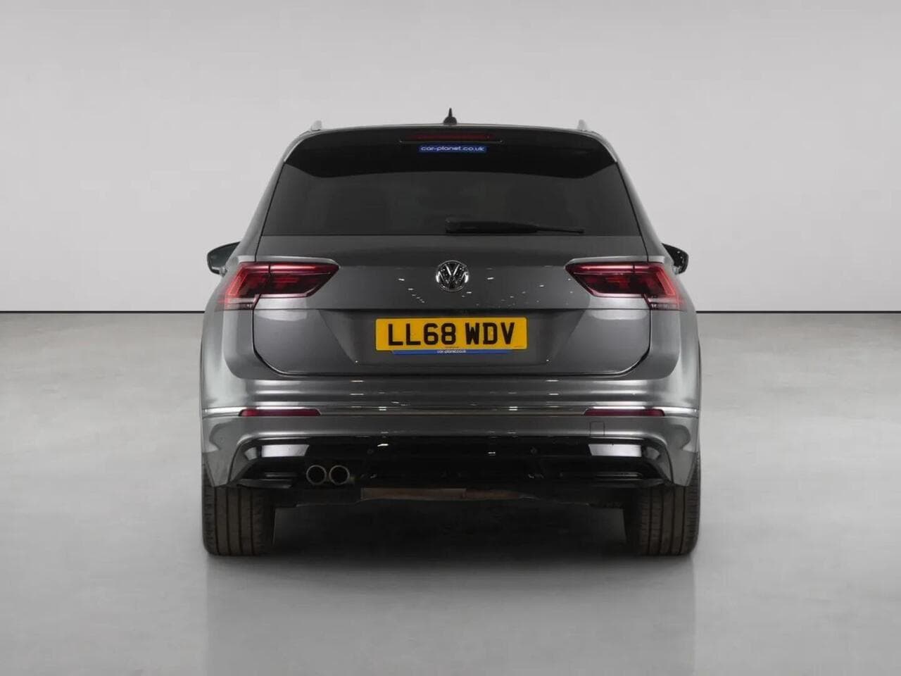 Volkswagen Tiguan thumbnail Rear