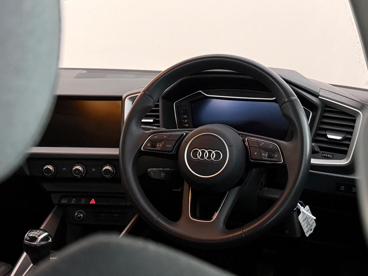 Audi A1 thumbnail Steering Wheel