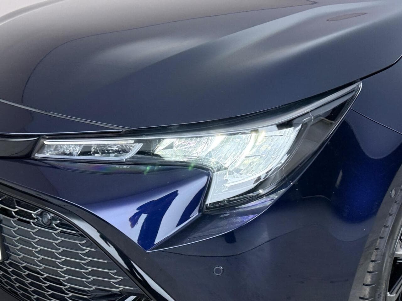 Toyota Corolla thumbnail Lights Front