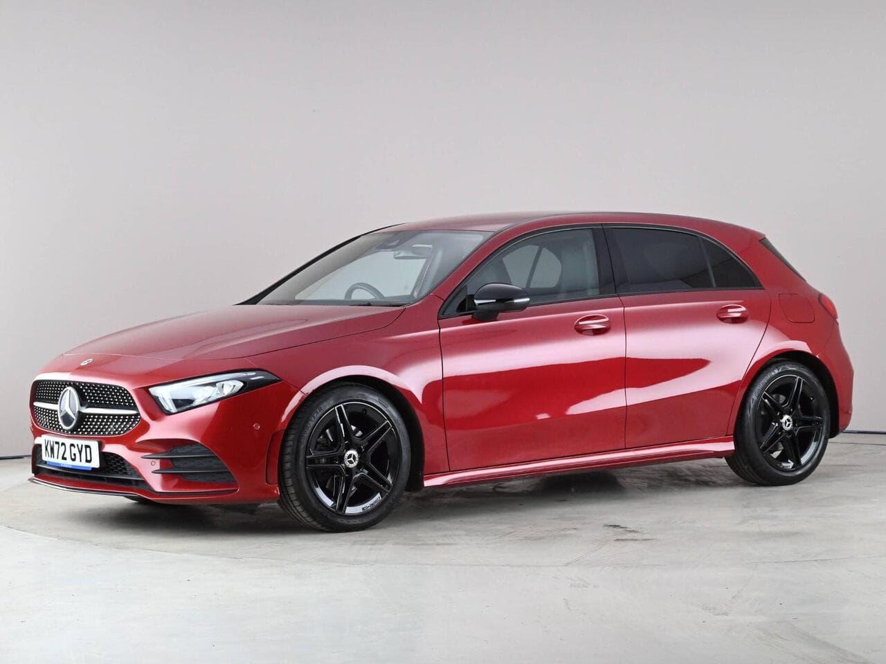 Mercedes-Benz A Class thumbnail Front Left