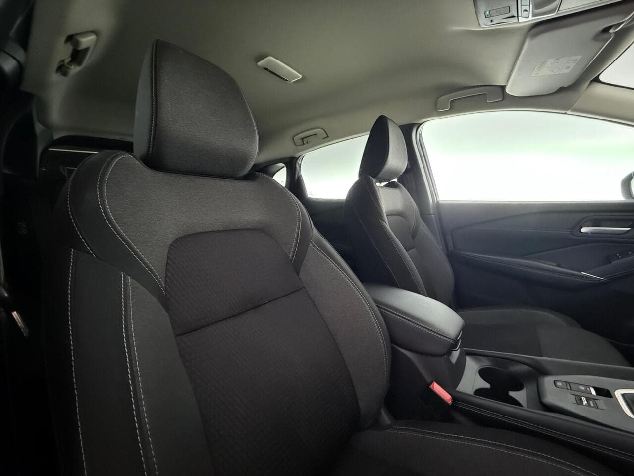Nissan Qashqai thumbnail Seat Driver