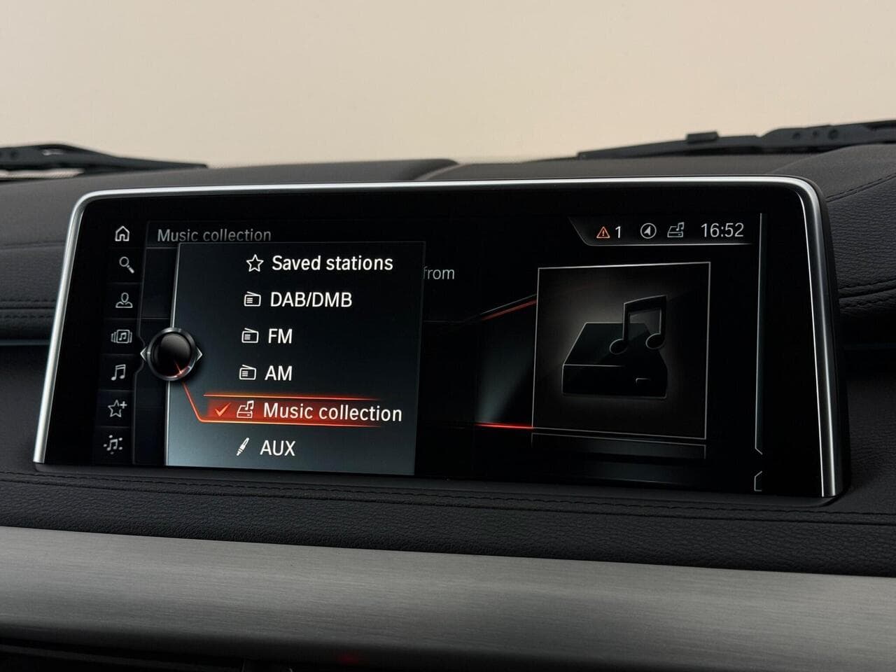 BMW X6 thumbnail Infotainment System