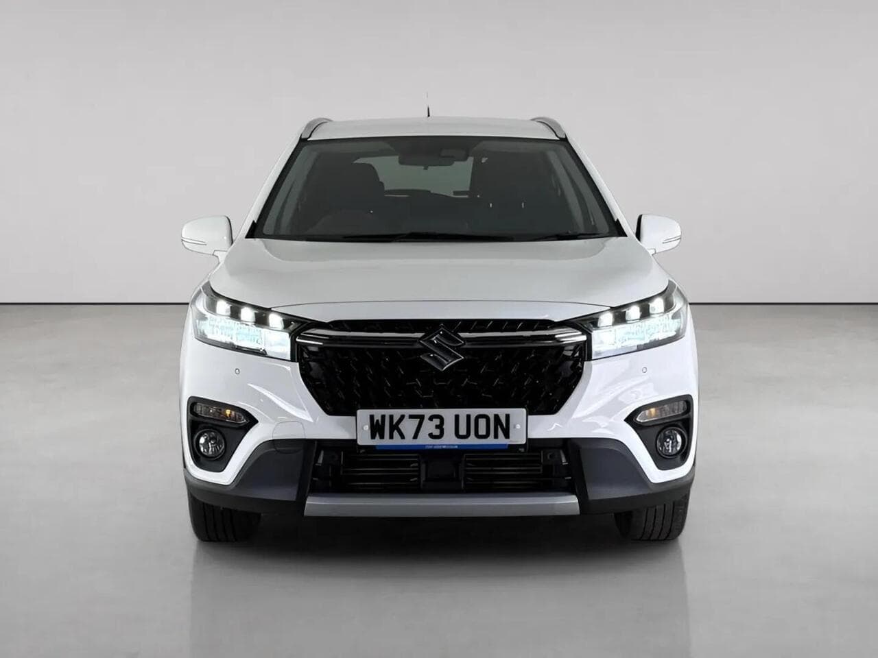 Suzuki S-Cross thumbnail Front
