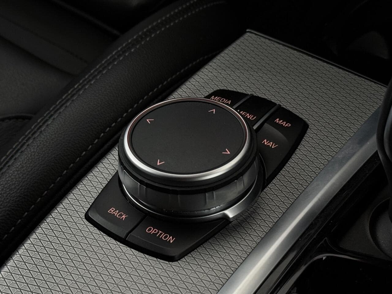 BMW X3 thumbnail Misc Controls