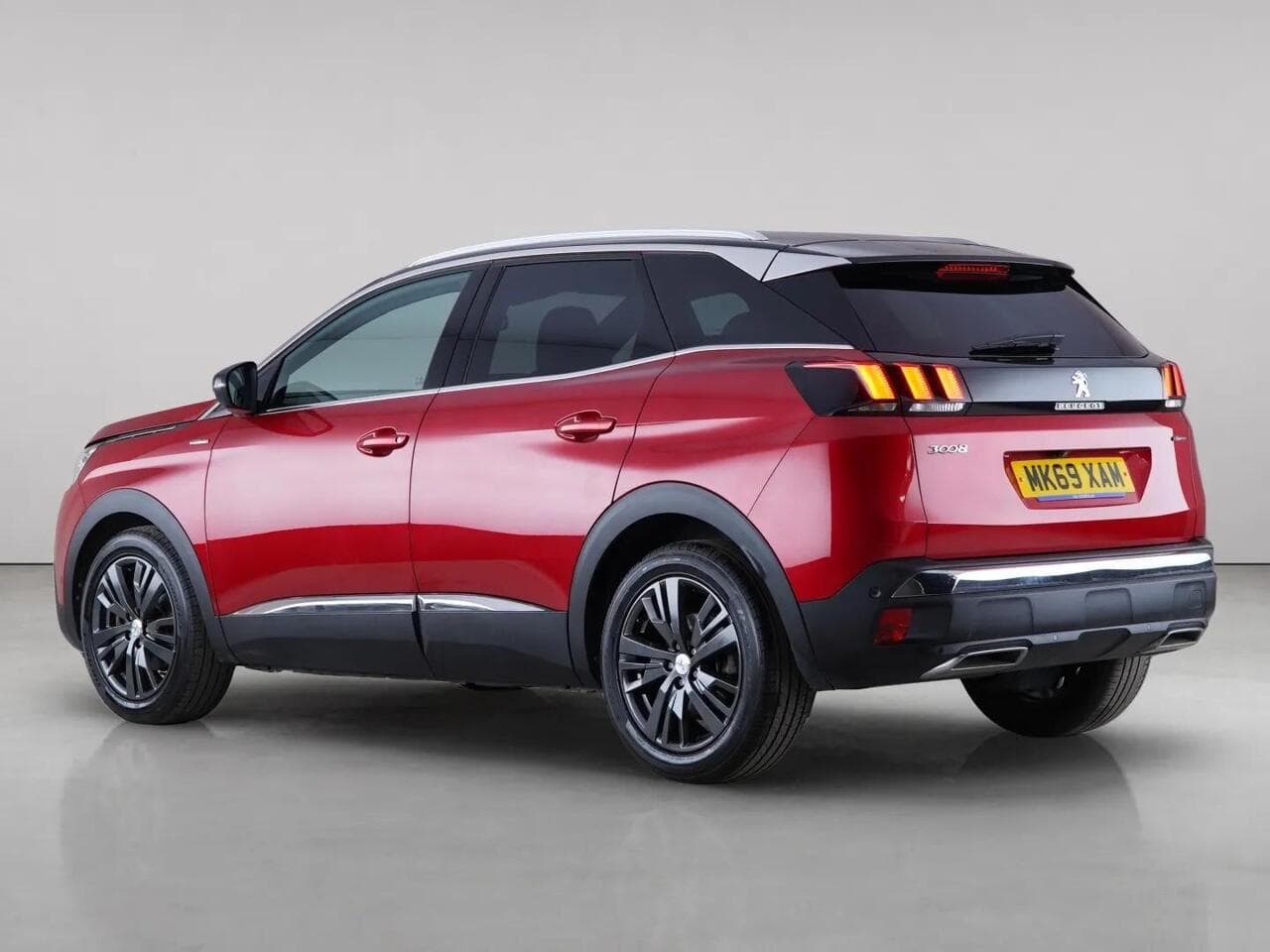 Peugeot 3008 thumbnail Rear Left