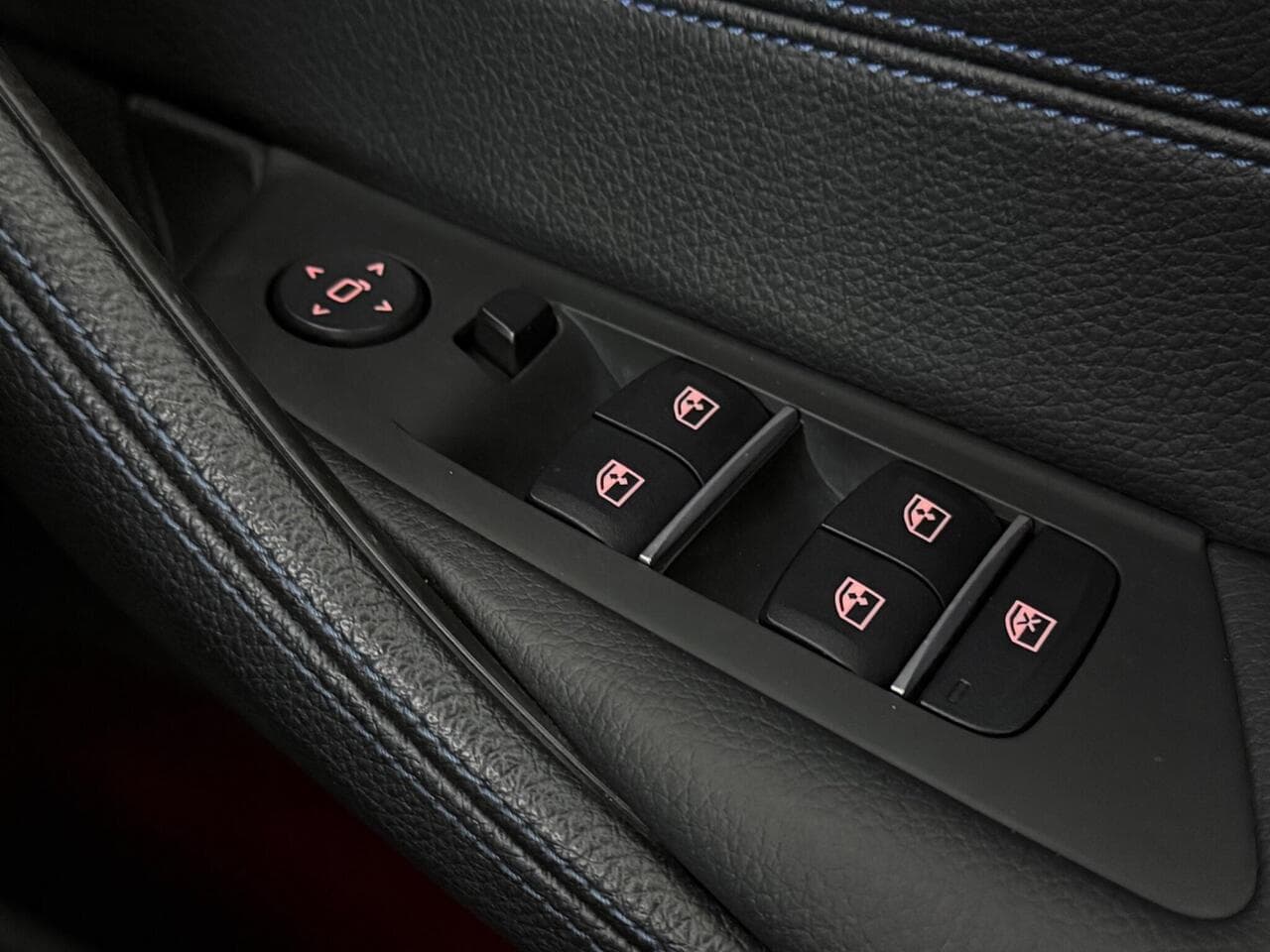 BMW 5 Series thumbnail Misc Controls