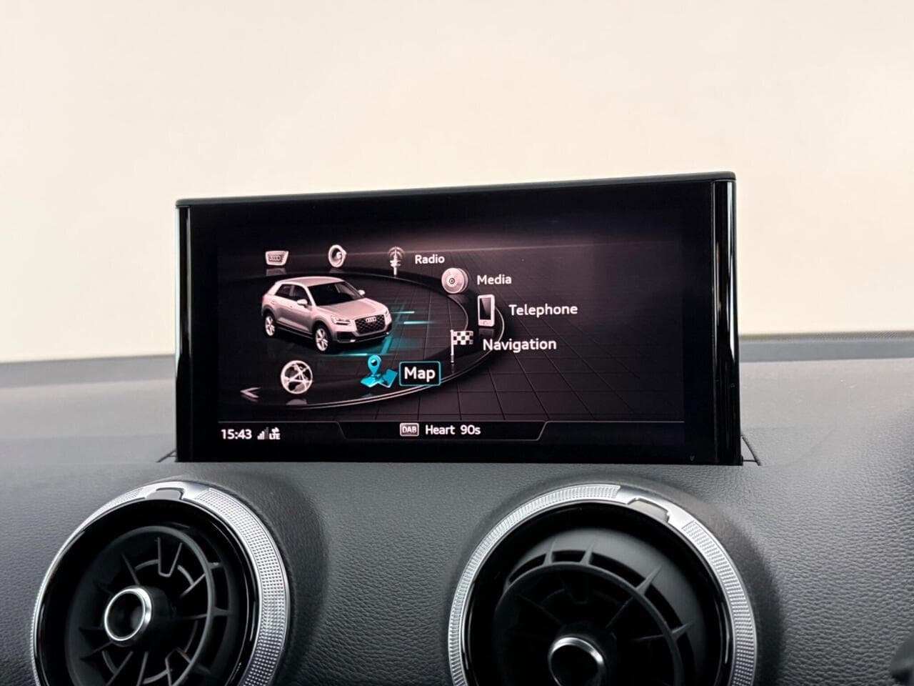 Audi Q2 thumbnail Infotainment System