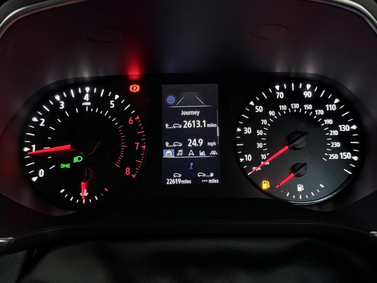 Renault Captur thumbnail Driver Instruments