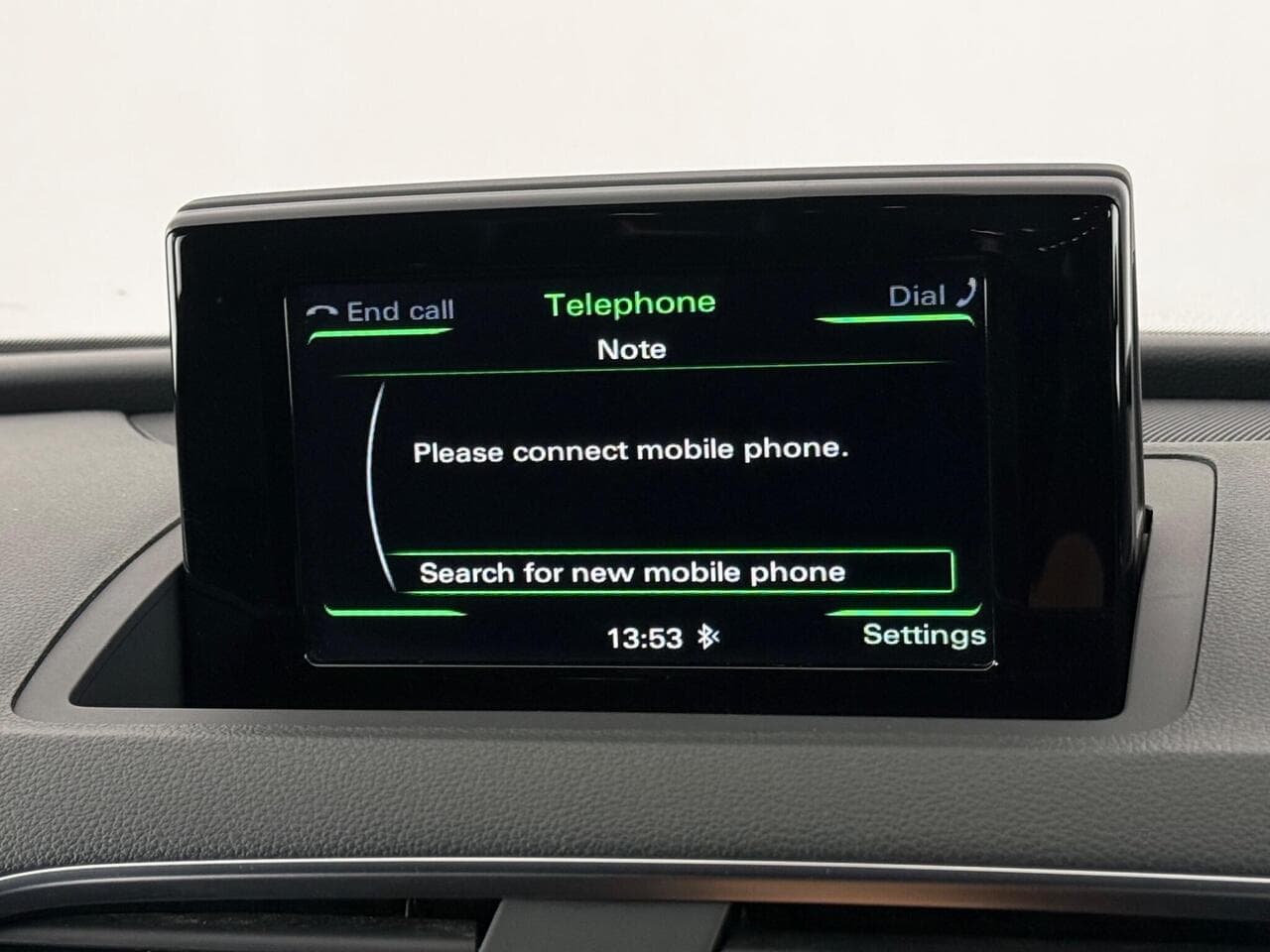 Audi Q3 thumbnail Infotainment System