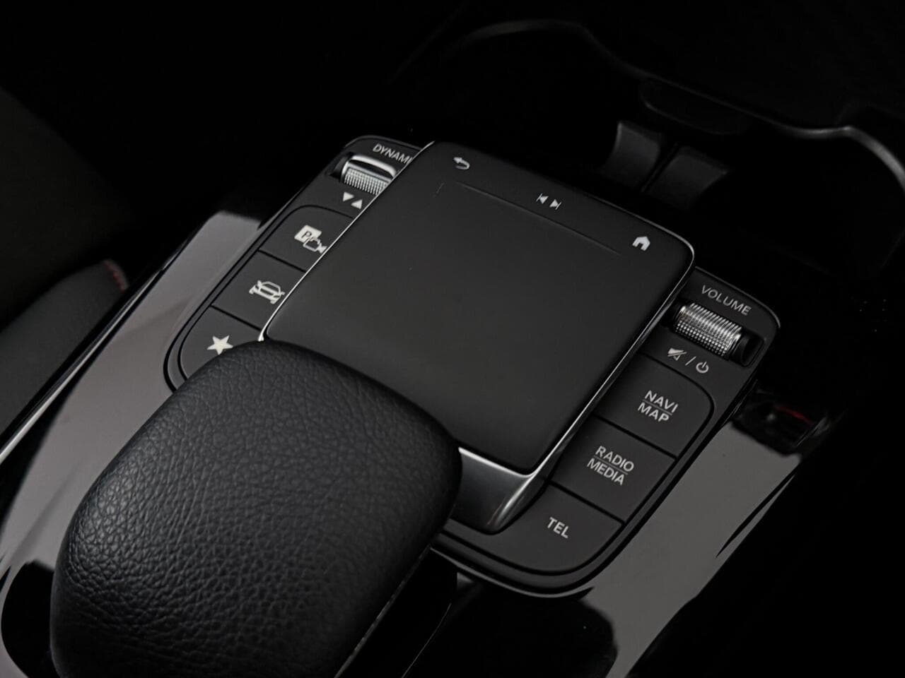 Mercedes-Benz A Class thumbnail Misc Controls