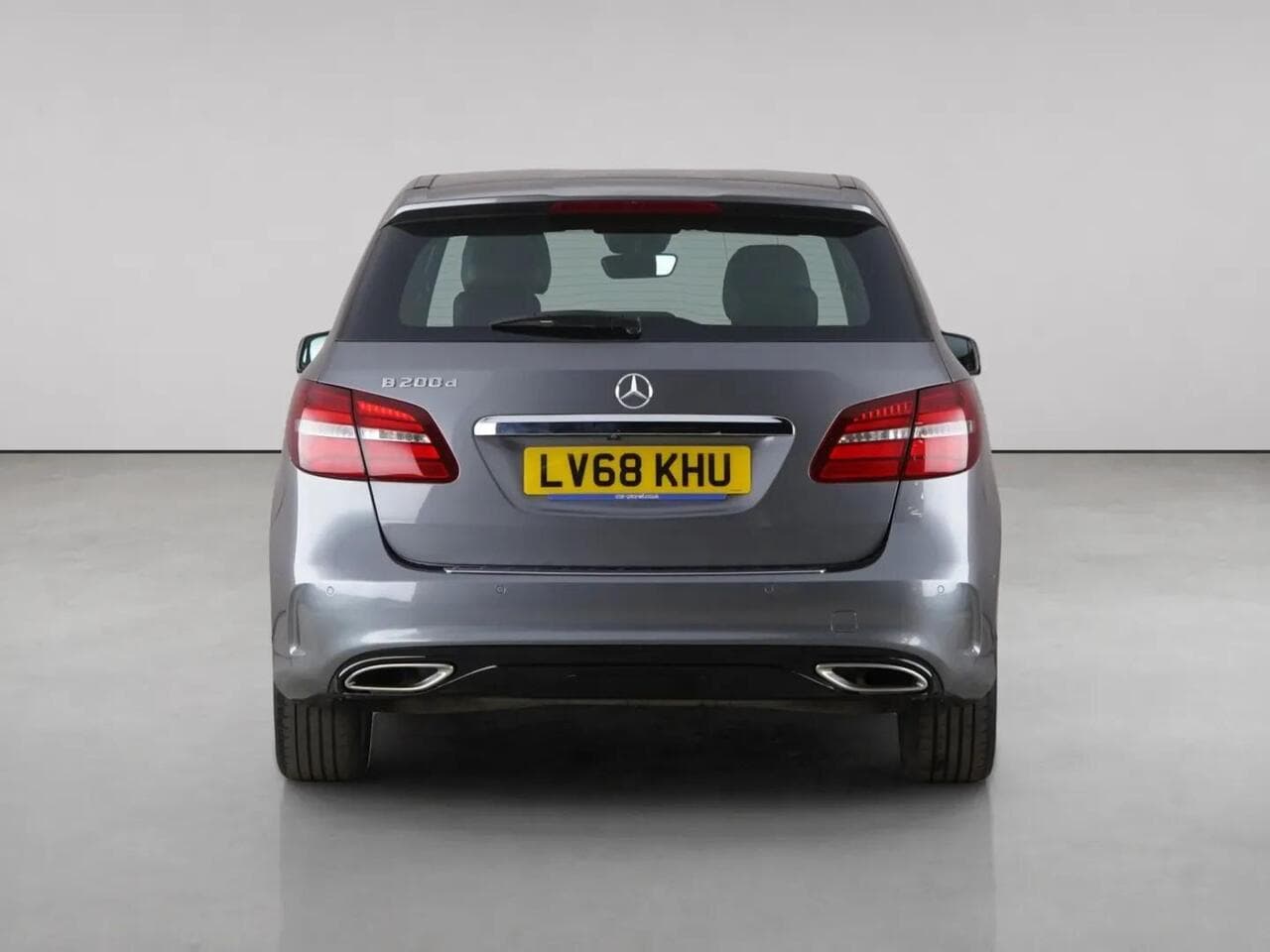 Mercedes-Benz B Class thumbnail Rear