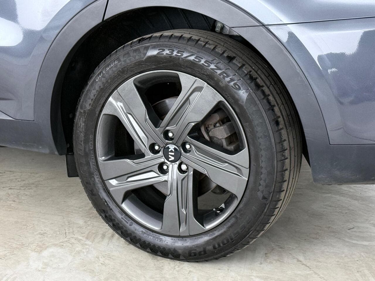 Kia Sorento thumbnail Wheel